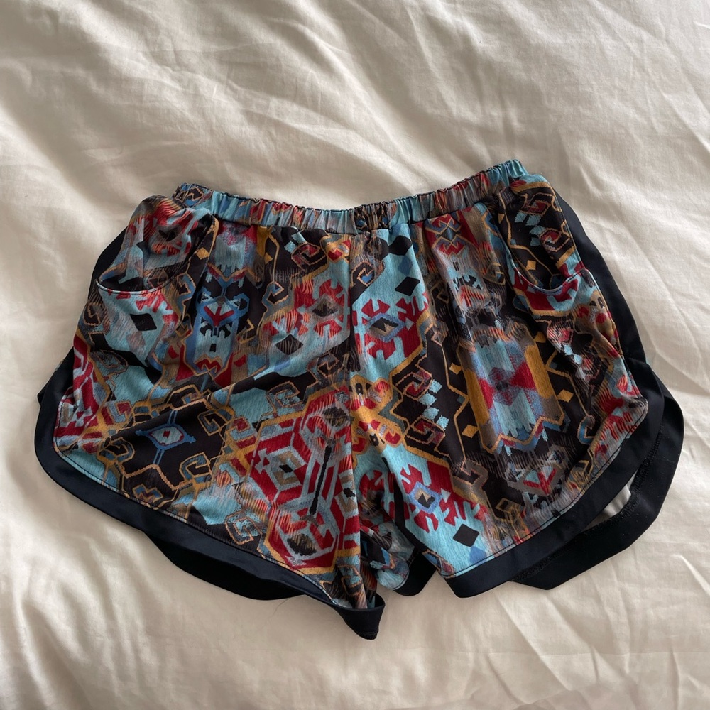 ONZIE multicolored shorts S/M